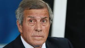 Stanislav cherchesov and oscar tabarez will have to juggle pragmatism and momentum on monday when uruguay and. Bis Zur Wm 2022 Uruguay Verlangert Mit Trainer Oscar Tabarez Eurosport