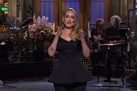 The british singer, 33, has barely been seen in public since her dramatic transformation last year, giving fans a glimpse of her new look in only a handful of instagram photos. Snl Host Adele S Weight Loss With Sirtfood Diet Inspires Fans Broadcast On Blast