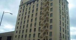 The Ghosts Of The Hotel Lawrence Haunted Places Haunted Hotel Hotel
