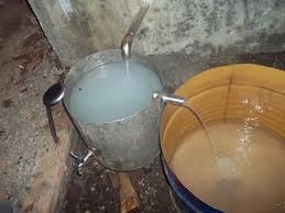 Minyak oles sapu jagat merupakan minyak aromatherapy yang sangat baik untuk kesehatan. Perusahaan Bawa Angin Segar Brindonews Com