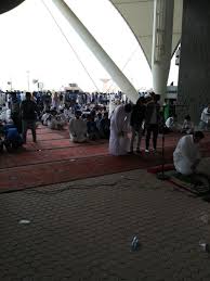 وقد تحطم الجزء الأكبر من الصاروخ أثناء دخوله الغلاف الجوي للأرض، ولكن وسائل الإعلام المحلية قالت إن الحطام سقط الأحد غربي جزر المالديف. Ø¥Ù‚Ø§Ù…Ø© 7 Ù…ØµÙ„ÙŠØ§Øª ÙÙŠ Ù…Ù„Ø¹Ø¨ Ø§Ù„Ù…Ù„Ùƒ ÙÙ‡Ø¯ Ø®Ù„Ø§Ù„ Ø§Ù„Ù†Ù‡Ø§Ø¦ÙŠ Ø§Ù„Ø¢Ø³ÙŠÙˆÙŠ