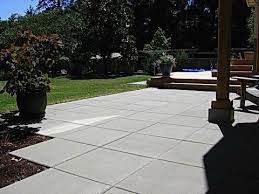 36 Garden Paving Designs To Make The Best Out Of Your Outdoor Space In 2021 Cement Patio Patio Pavers Design Paver Patio