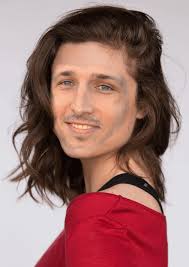 Y'know what? Ima say it. Angela is THE funniest smosh member that isn't Ian  and Anthony. Sure Tommy is up there but Angela is just so damm hilarious  and I love her!