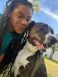 Hi, everyone. My name is Jada and I'm 29. I moved here from the Chicagoland  area about 9 years ago now. I'm starting a car lot very soon. And I love  supporting