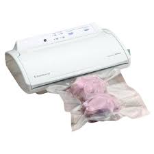 I have the old one somewhere in the basement though and might still have the original manual. Foodsaver Storage System Is A Great Item I Have An Older Model Than The One Pictured Because I Bought It 13 Years Ago I Hav Food Saver Older Models One Pic
