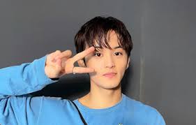 This page compiles the discography of nct as a whole group, as well as including all. Mark Lee Breaks Records With 22nd Birthday Live Stream Envi Media