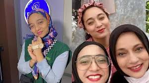 Dua Anak Marissa Haque Pakai Barang Milik Ibunda untuk Obati Rindu