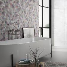 Fliesenxl bietet hochwertige fliesen, mosaik, wandverblender und granit zu günstigen preisen nach den aktuellsten trends. Saloni Ceramica Wand Und Bodenbelage Archiexpo