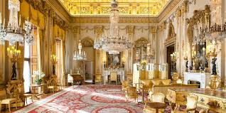 � iwm (d just like many room and facilities on offer at the palace, all 800 palace staff can make use of the court. State Rooms London