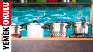 Merhabalar arkadaşlar bugün sizlere karaca düdüklü tencerenin kronik sorunu olan tek basmayla kapatma. Duduklu Tencere Nasil Kullanilir Mutfak 101 Dersleri Youtube