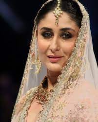 Kareena Kapoor Beautiful Indian Actress Kareena Kapoor Khan Kareena Kapoor