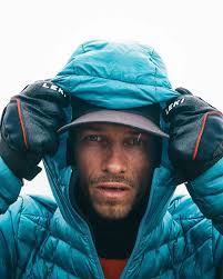 La 3ème journée est plus "cool" en terme de distance, mais pas moins  hardoss en terme de gain d'altitude! On doit rejoindre Barafu, le dernier  camp pour ceux qui oseraient affronter l'ascension