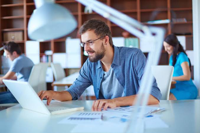 Developing a Strong SEO Foundation For Your Tech Marketing Strategy