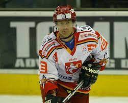 Asistent trenéra marek zadina prodloužil s oceláři smlouvu až do roku 2025. Profil Hrace Marek Zadina Mountfield Hk