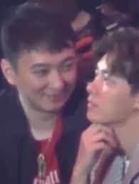 Li Yifeng is Super Touchy with Other Men and Fans Don't Know How To Feel  About It