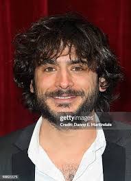 Marc Elliott's Instagram, Twitter & Facebook