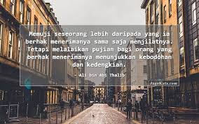 Memang untuk menjadi sosok yang romantis, anda tidak harus menjadi sosok yang puitis. 10 Kata Kata Kedengkian Jagokata
