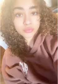 Amber Cason's Instagram, Twitter & Facebook