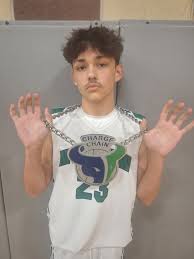 Coach Jon Nettleton على X: "🚨🔗Soph Charge Chain🔗🚨 Easton took a charge  tonight!#LittleThingsMatter 💪🏼💪🏼 https://t.co/ARdNaosY4D"