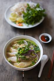 Chicken Phở Recipe Easy Vietnamese Phở Ga Hungry Huy Recipe In 2020 Pho Recipe Pho Recipe Easy Chicken Pho
