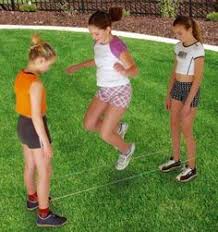 Nuestros juegos de rompecabezas también ayudarán a su hijo a aprender más rápido y desarrollar nuevas habilidades. 14 Ideas De Juegos De Los De Antes Carrera De Sacos Ninos Juegos