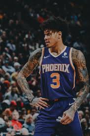 On the center of his left arm, kelly wears a tattoo of his own name which can be read as, 'papi'. Kelly Oubre Jr Wallpaper Phoenix Suns In 2020 Kelly Oubre With Regard To Kelly Oubre Jr Wallpapers Iphone In 2020 Kelly Oubre Kelly Oubre Jr Basketball Players Nba