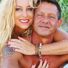 BEAUTIFUL PORCELAIN ANGEL SET! In perfect condition. PICKUP IN BALCH  SPRINGS 75180