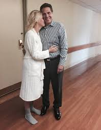 Andrew cuomo and sandra lee met in 2005. In Sandra Lee S Post Surgery Photos A Sensitive Side Of Andrew Cuomo Wsj
