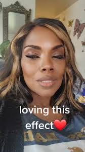 Tara Thompson's Instagram, Twitter & Facebook