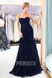 Le bal de promo approche et vous êtes encore confrontée au choix de la robe de bal car cet événement est l'un des rares qui vous permet de porter une tenue digne d'un tapis rouge. Robe Bleu Pour Bal De Promo Pas Cher Persun Fr