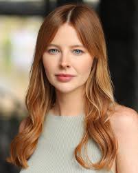 David Janice Paris, France (Short)