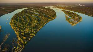 The orange river is the longest river in south africa.it arises from lesotho, flows through south africa into the atlantic ocean.it measures 2200km and it contributes to south africa economy by its usage as a source of hydroelectric power.the river was named by robert jacob gordon after the dutch royal house. List Of Top 10 Longest Rivers In Africa Into Safaris