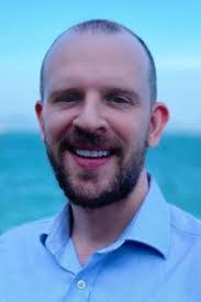 Dean Pike's Instagram, Twitter & Facebook