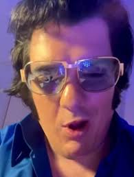 Elvis Ultimate Cameo