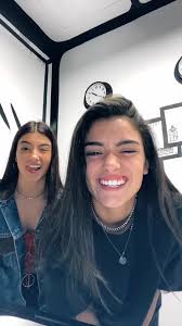 Dixie D Amelio Dixiedamelio On Tiktok Reposting Cuz It Got Deleted In 2020 Dance Choreography Videos Choreography Videos Charlie Video