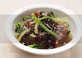 Everything in the world, love and food cannot be disappointed. Black Fungus And Celery Salad