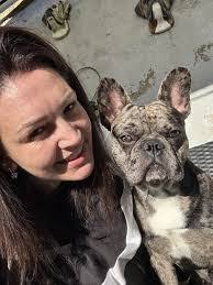 Jodie Dyer's Instagram, Twitter & Facebook