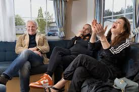 Op een dag wordt de bende bruut overvallen en raakt de zoon van ralph levensgevaarlijk gewond. Qh5yiom4bxl1dm