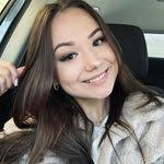 Arianna Dem's Instagram, Twitter & Facebook