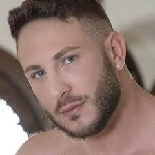 Alex Palmieri's Instagram, Twitter & Facebook