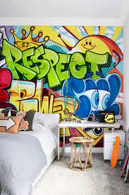 Dieser bereich der streetart ist älter als viele denken, auch wenn graffiti im heutigen stil erst ein paar jahrzehnte auf dem buckel hat. Idea To Steal Wie Ein Graffiti Zuhause Salonfahig Wird