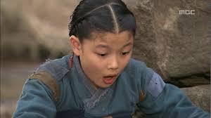 Choi worked in the royal palace as a lowly water maid. Download Dong Yi Season 1 Episode 1 60 Korean Drama Play Download Streetot