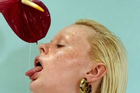 These slimy, sticky photos celebrate feminine sensuality