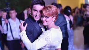 Începem de luni în forță, lia arde ca o torță! Èi Acum Darul Lia OlguÈa Vasilescu Èi Claudiu Manda Au Strans La NuntÄ La Plic Peste 300 000 Euro ConstanÈa De Azi