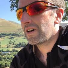 Adrian Kirk (@adriankirk)