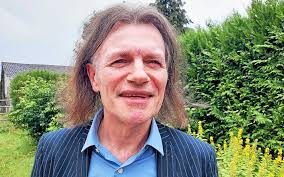 Dans l'opposition d'Elven, Didier Simon Texier seul contre tous