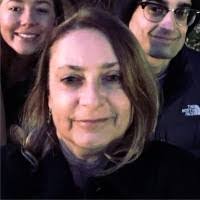 Laurie Mapes's Instagram, Twitter & Facebook