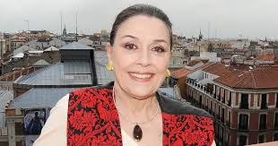 Mónica Randall: "No encontré el padre perfecto para tener un hijo"