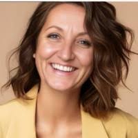 400+ "Tess Brooks" profiles