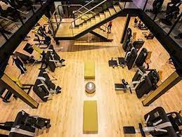 Jocului de rugby., volei pentru cei pasionati de volei scolile si cluburile sportive organizeaza cursuri de initiere si perfectonare secţia de ciclism a fost cea care a creat de fapt clubul în anul 2002, prin înscrierea unei echipe de entuziaşti ai acestui sport. Smartfit Timisoara Intelligent Training